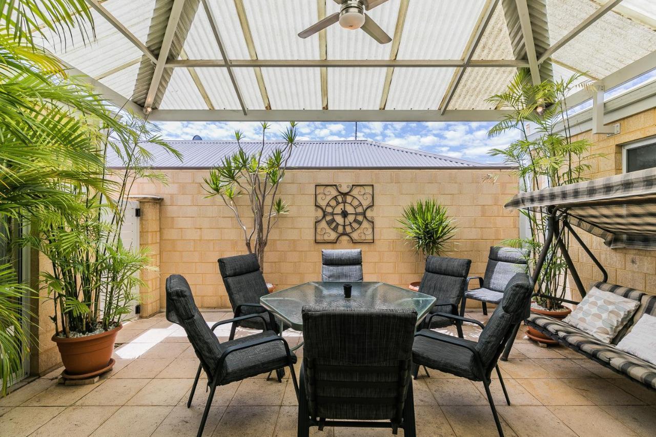 Ocean Keys Cottage - Free Wifi Mindarie Kültér fotó